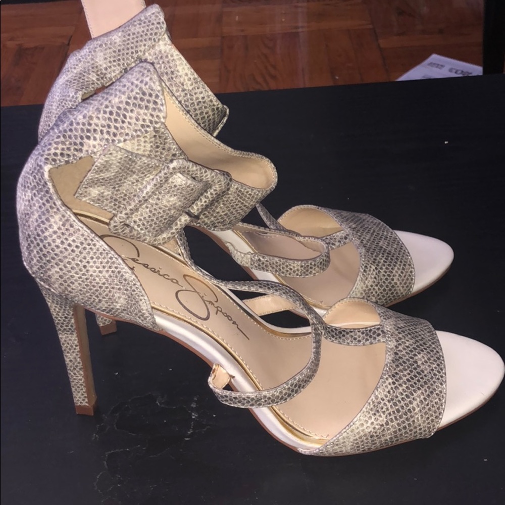 Jessica Simpson heels